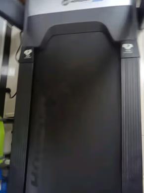 家用跑步机和走步机（家用跑步机和走步机哪个好）