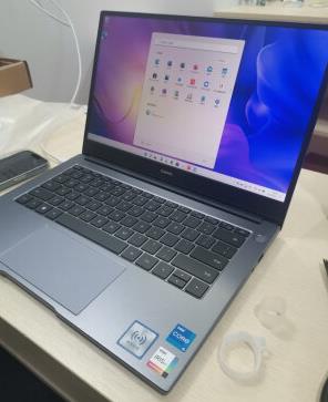 华为matebookd14锐龙版玩lol(matebook14锐龙版打英雄联盟)