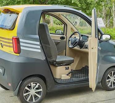 老年休闲代步汽车车（老年休闲代步车价格）