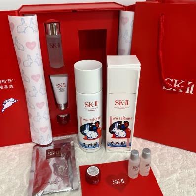 sk2祛斑精华液价格(sk2祛斑精华液价格是多少)