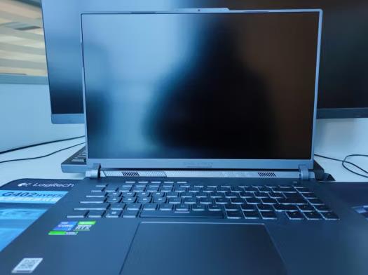 16英寸高色域吃鸡电竞游戏本笔记本（45色域玩吃鸡）