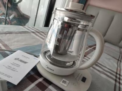 midea美的电热烧水壶配置和价格(美的新款电热水壶好用吗)