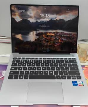 华为笔记本电脑MateBook 14 2022 12代酷睿版 i5 16G 512G/轻薄本/14英寸2K触控全面屏/手机互联 深空灰