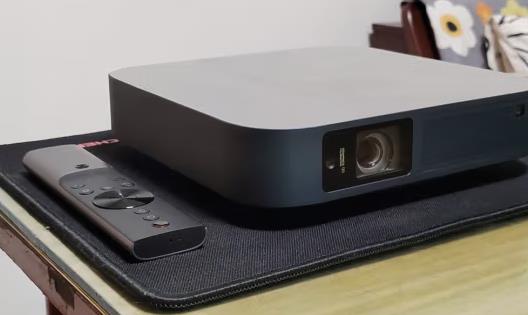 极米NEW Z6X 投影仪家用 投影机测评参数配置及价格