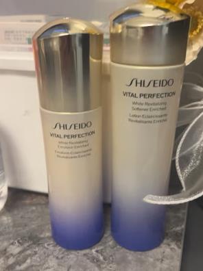 资生堂悦薇水乳港版和进口的区别（SHISEIDO水乳套装价格）