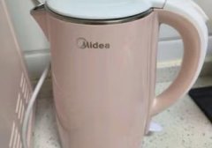 美的Midea家用电热水壶1705b暖水壶烧水壶评测（参数配置和价格）
