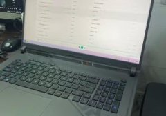 ROG枪神7 Plus 第13代英特尔酷睿i9 18英寸 星云屏 电竞游戏本笔记本电脑(i9-13980HX 液金导热 16G 1T RTX4070 2.5K 240Hz P3广色域)